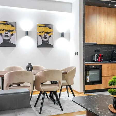 Metropolis Apartament *